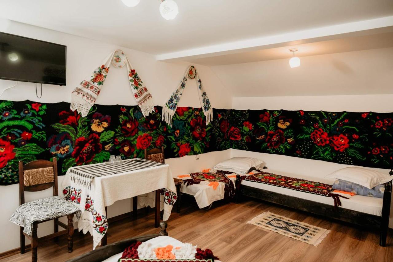 Casa Pintea De Sub Coasta Lägenhet Breb Exteriör bild